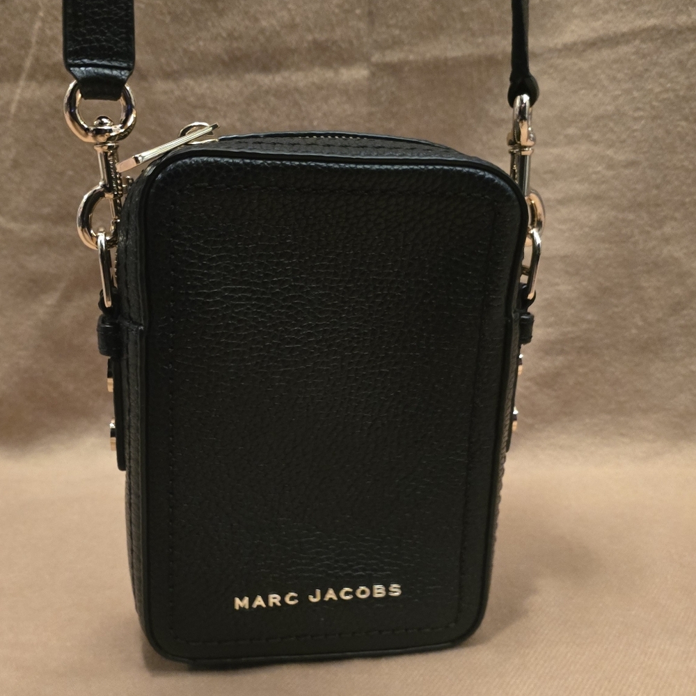 Marc Jacobs North South Crossbody Bag in Black